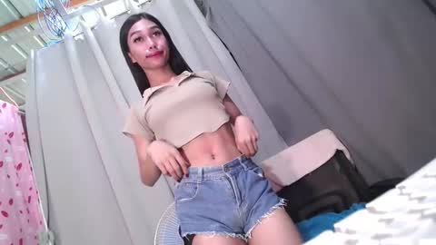 Snapshot of urloverjasmine_xx chatting on 8, 5, 2026 urloverjasmine_xx online show from 8, 5, 2026