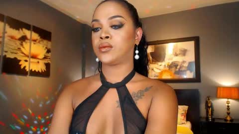 UrMajestyTyra online show from 21, 5, 2026