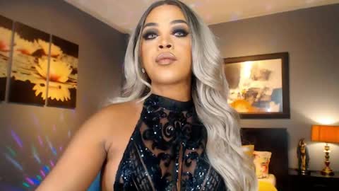 UrMajestyTyra online show from 27, 5, 2026