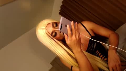 Snapshot of urnauthy_ciliaxxx chatting on 28, 1, 2025 cecilia online show from 28, 1, 2025