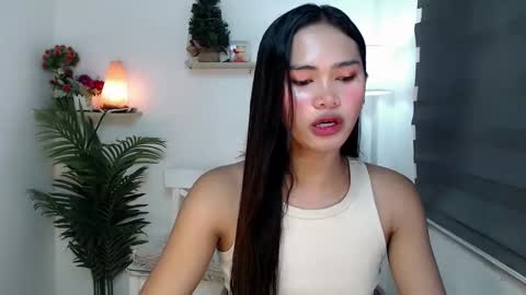 ursandra_xx online show from 13, 10, 2025