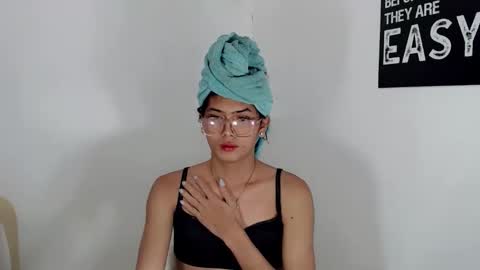 Snapshot of ursexy_diamondcum chatting on 27, 2, 2026 RAZ online show from 27, 2, 2026