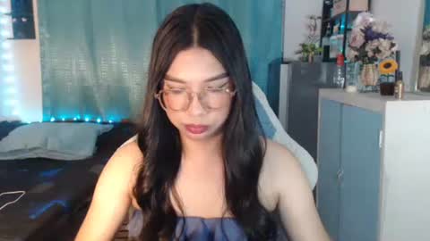 Ashley Kate Mateo Gray online show from 27, 3, 2026