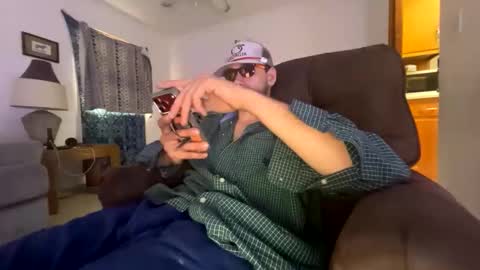 Snapshot of useabitchplz chatting on 13, 5, 2026 Slave bitch online show from 13, 5, 2026