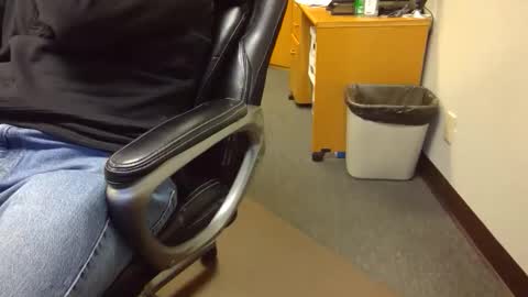 useemie online show from 16, 1, 2026