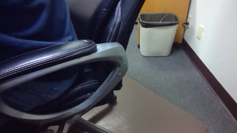 useemie online show from 15, 2, 2026