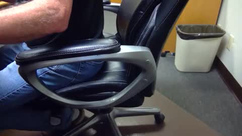 useemie online show from 19, 3, 2026