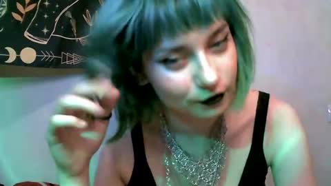 Snapshot of uwu_emmy chatting on 19, 6, 2026 uwu_emmy online show from 19, 6, 2026