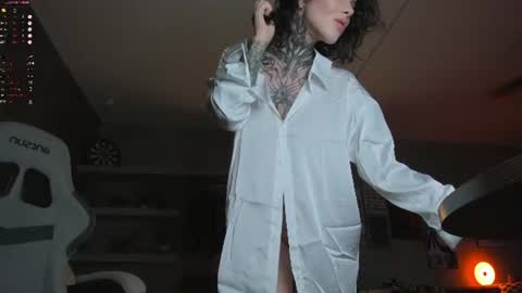 Snapshot of uwu_eva chatting on 26, 6, 2026 Eva online show from 26, 6, 2026