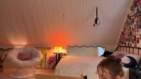 Snapshot of uwunikaa chatting on 4, 5, 2026 Anika On vacation online show from 4, 5, 2026