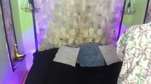 UYUKIE online show from 23, 10, 2025