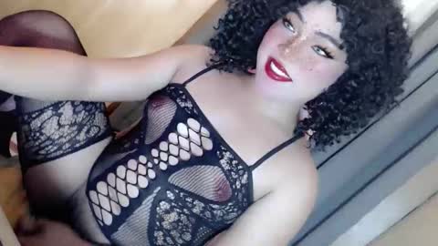 Snapshot of vae_sha chatting on 17, 12, 2025 JESS - DONT FORGET TO FOLLOW ME AND GIVE ME THUMBS UP online show from 17, 12, 2025