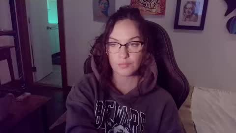 vagelicious online show from 8, 10, 2025