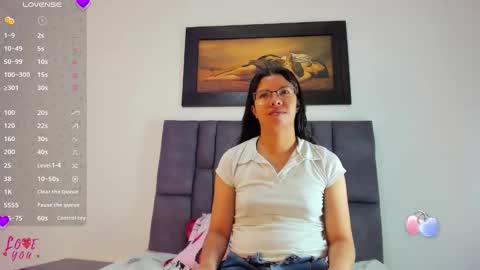 Vahiolet smith online show from 5, 4, 2026