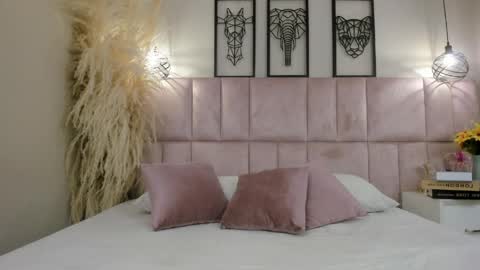 Daniela  online show from 10, 4, 2026