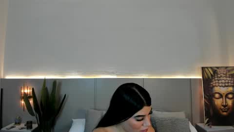 Snapshot of val_rossi chatting on 21, 4, 2026 Valentina online show from 21, 4, 2026