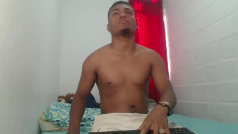 Snapshot of val_sex02 chatting on 8, 2, 2025 val_sex02 online show from 8, 2, 2025