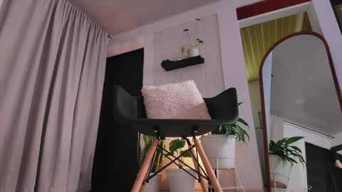 Snapshot of valcamtina chatting on 4, 5, 2026 Valentina Tina Val - 30 OFF 0nlyfanz online show from 4, 5, 2026
