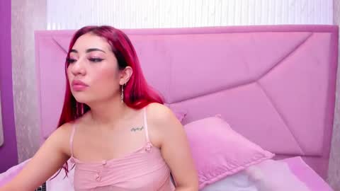 Snapshot of valcherry_ chatting on 1, 3, 2025 Val online show from 1, 3, 2025