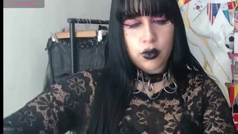 Snapshot of valen_ross7 chatting on 22, 6, 2026 valen_ross7 online show from 22, 6, 2026