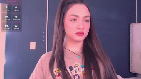 IG-valen mendoza99  twitter valenthompson99 online show from 12, 12, 2024