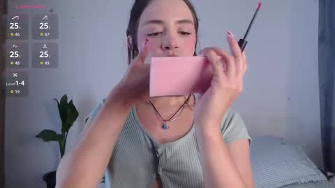 Snapshot of valen_thompson chatting on 6, 5, 2026 IG-valen mendoza99 twitter valenthompson99 online show from 6, 5, 2026