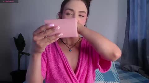 Snapshot of valen_thompson chatting on 17, 5, 2026 IG-valen mendoza99 twitter valenthompson99 online show from 17, 5, 2026