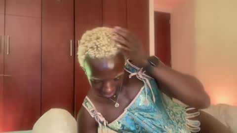 Snapshot of valent1nn chatting on 9, 2, 2025 Valentin independent Cam Boy online show from 9, 2, 2025