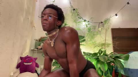 Snapshot of valent1nn chatting on 9, 1, 2026 Valentin independent Cam Boy online show from 9, 1, 2026