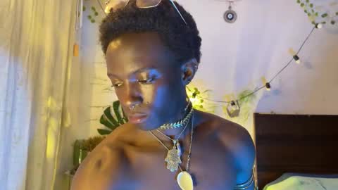 Snapshot of valent1nn chatting on 11, 1, 2026 Valentin independent Cam Boy online show from 11, 1, 2026