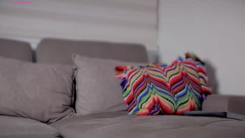 valenthinoking online show from 8, 11, 2025