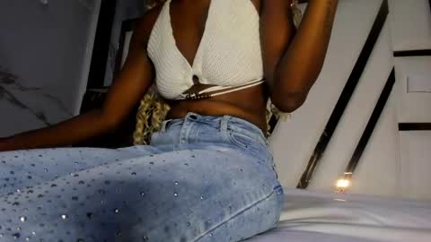 Snapshot of valentina_eboni chatting on 7, 6, 2026 Sharon online show from 7, 6, 2026