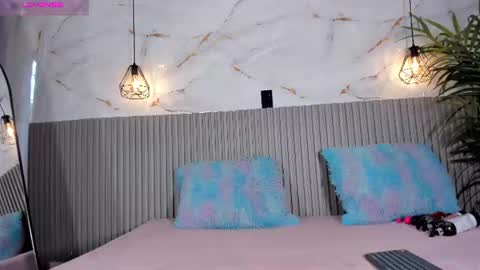 Snapshot of valentina_lux1 chatting on 17, 7, 2026 Valentina online show from 17, 7, 2026