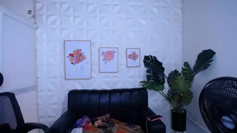 Valentina  online show from 12, 2, 2026