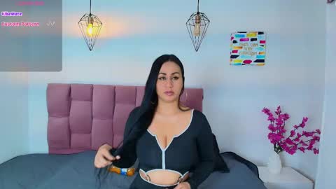 Snapshot of valentinajaramilloo chatting on 7, 6, 2026 ValentinaJaramilloo online show from 7, 6, 2026