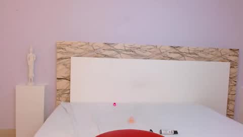 valentinamontoya online show from 24, 1, 2025