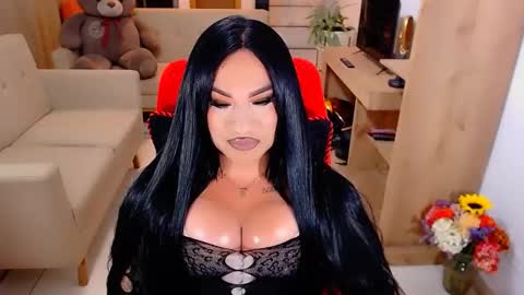 Snapshot of valentinaxqueen chatting on 31, 10, 2025 online show from 31, 10, 2025