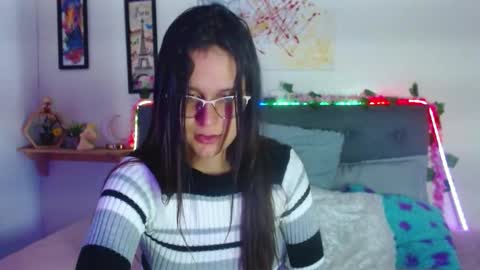 V A L E N T I N I online show from 27, 11, 2025