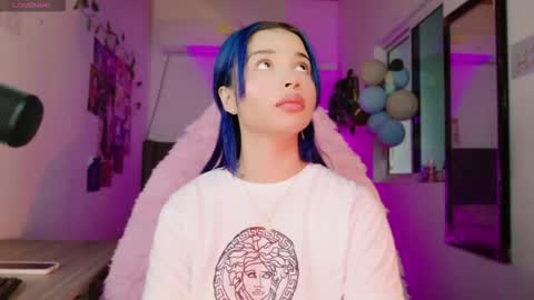 Danielle  Please help me to reach 300 thumbs up online show from 2, 11, 2025