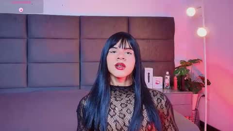 valentino moon online show from 9, 1, 2026