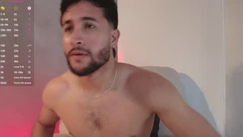 Valentino online show from 8, 2, 2025