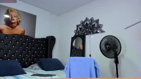 Snapshot of valentinoo_10 chatting on 15, 12, 2025 Manuel online show from 15, 12, 2025