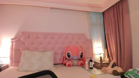 Vale Toro  online show from 2, 11, 2025