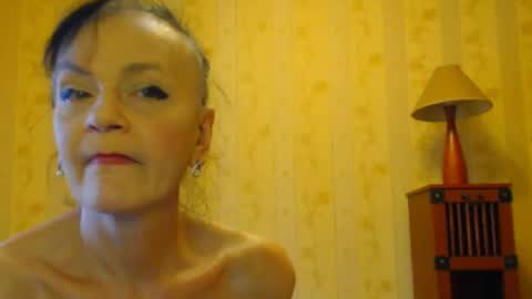 Snapshot of valenttijm3851 chatting on 4, 3, 2025 valentijm online show from 4, 3, 2025