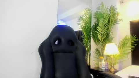 valeri_tafur online show from 1, 11, 2025