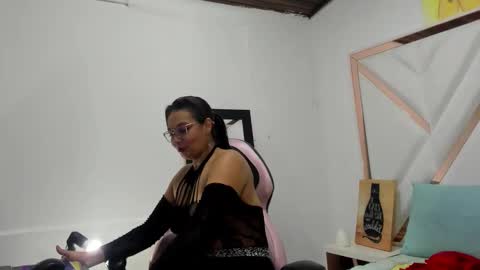 valeria_gil_ online show from 2, 2, 2026