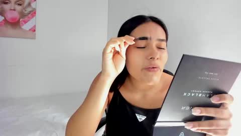 Snapshot of valeria_miller69 chatting on 7, 5, 2026 valeria_miller69 online show from 7, 5, 2026