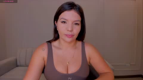 Snapshot of valeriaroldanx chatting on 10, 6, 2026 Valeria online show from 10, 6, 2026