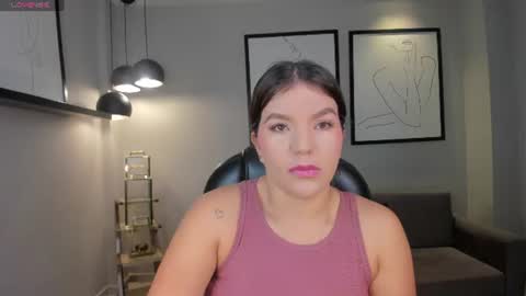 Snapshot of valeriaroldanx chatting on 19, 6, 2026 Valeria online show from 19, 6, 2026