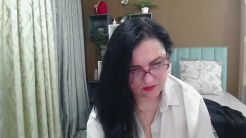 valeriasmiths online show from 16, 5, 2026